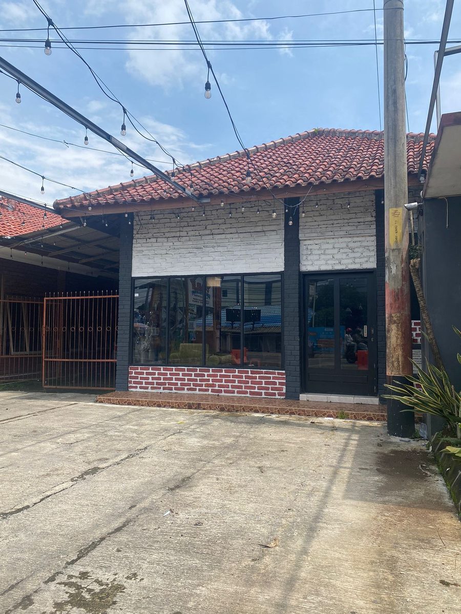 Tampak depan unit Ruko Panorama Residence